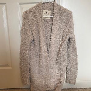 Hollister Cardigan